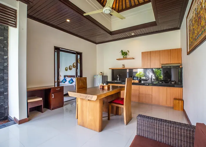 Kayu Suar Bali Luxury & *