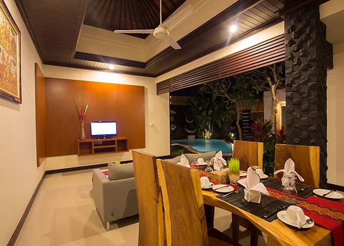 Villa Kayu Suar Bali Luxury & *