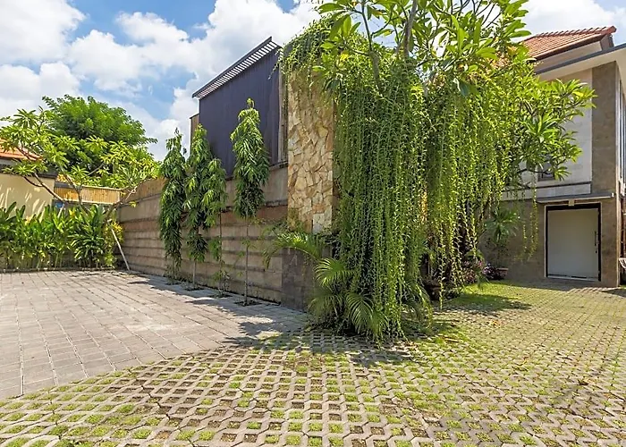 Kayu Suar Bali Luxury & Villa *